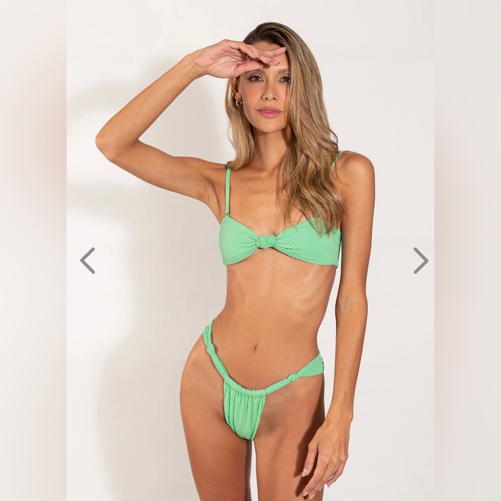 OneOne Swimwear Bikini, Melisa Top and Layla Bottom in Jade. Size Small